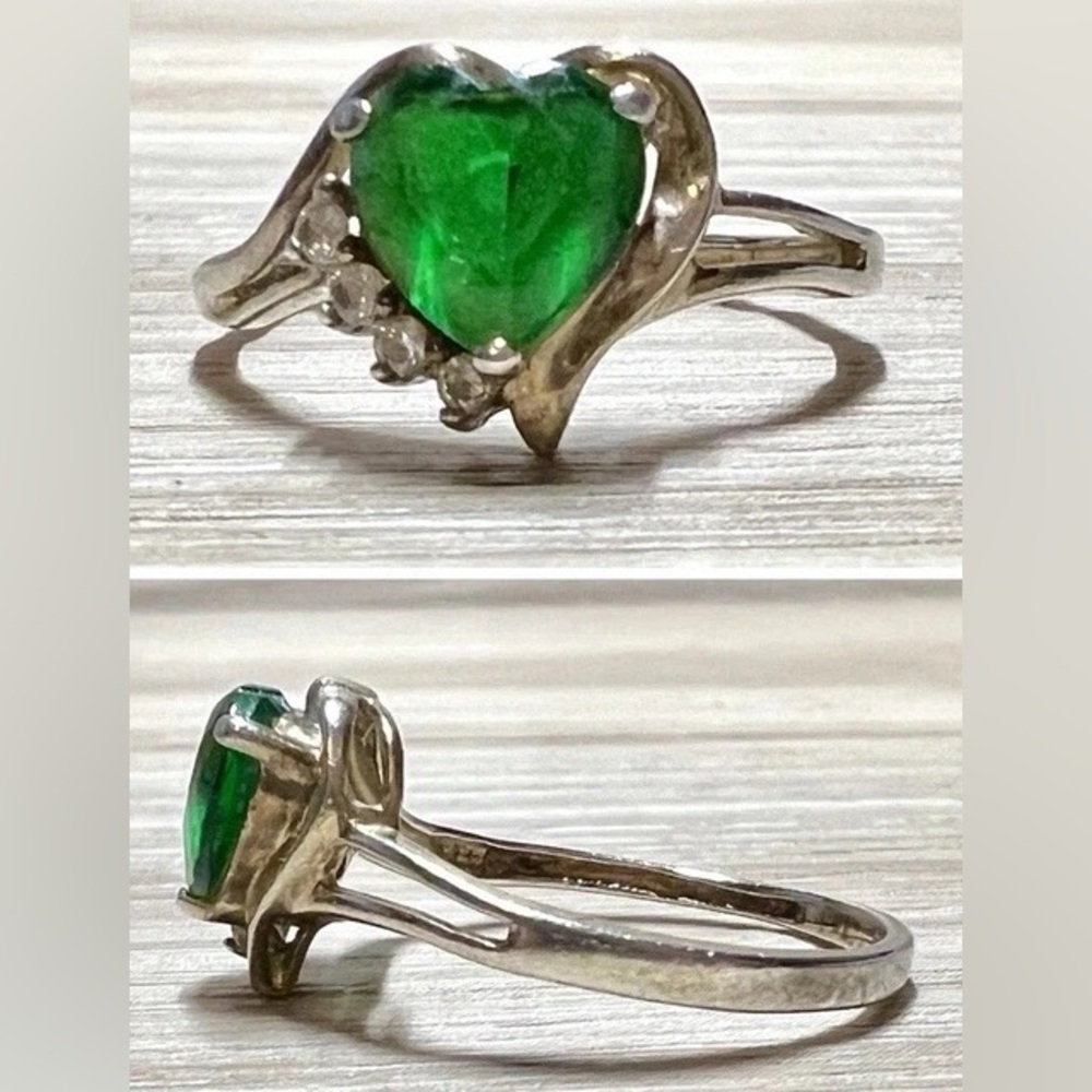 Vintage Designer Sterling Silver Heart Shaped Emerald & CZ Accents, Size 6.25